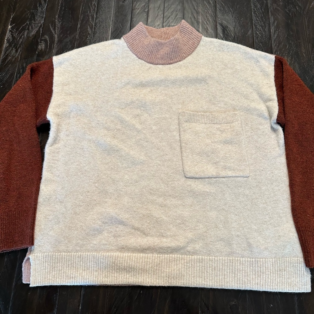Cozy, two toned Color, low turtleneck sweater